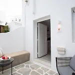 Mytheo Aparthotel 4*