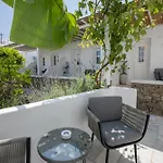 Apartmanhotel Mytheo 4*