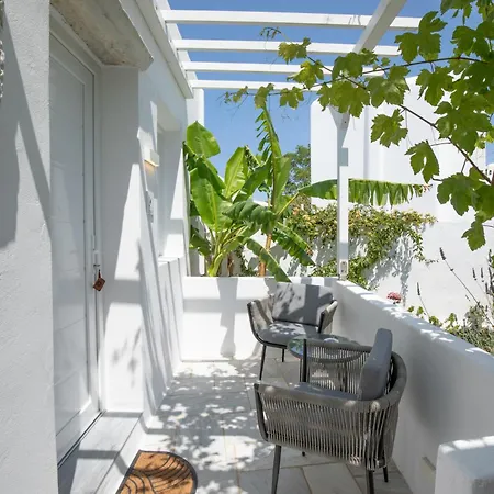 Mytheo Aparthotel 4*