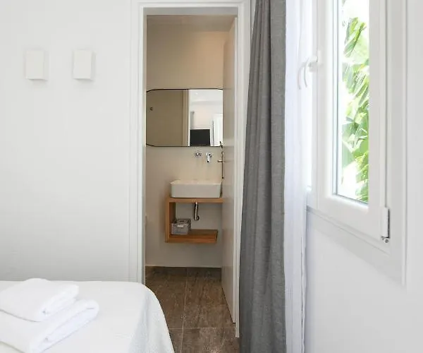 Mytheo Aparthotel 4*