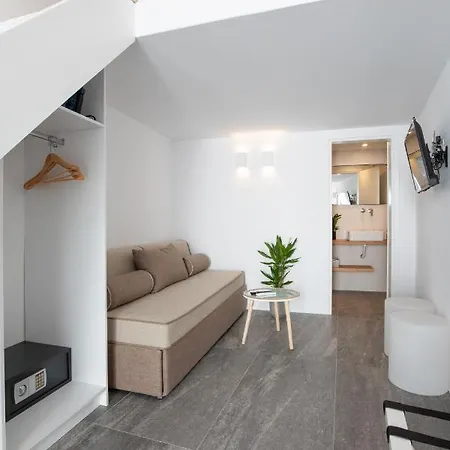 Apart-hotel Mytheo