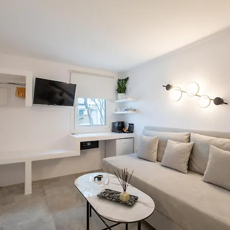 Mytheo Apartmanhotel