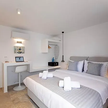 Mytheo Apart-hotel 4*