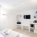 Aparthotel Mytheo 4*